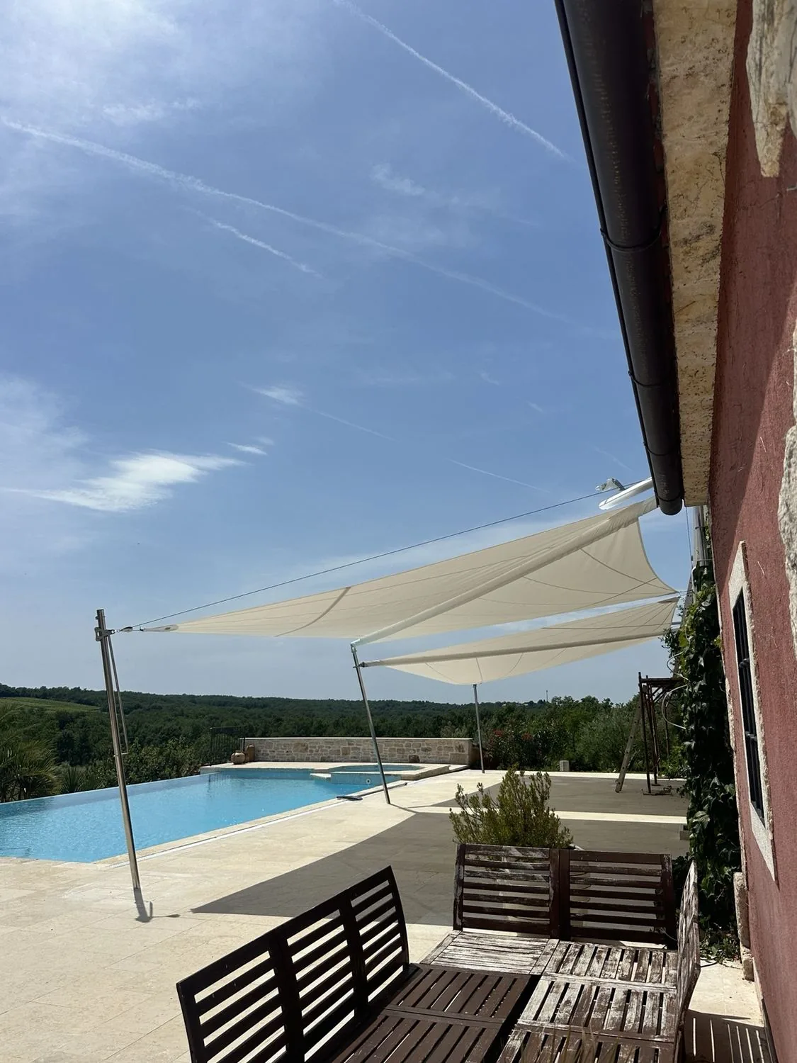 HTC-I ×2 retractable sail — Heritage Villa Istria