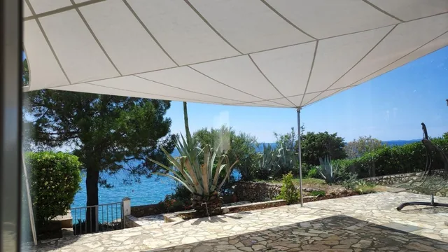HTC-I retractable sail — Private Villa — Pag