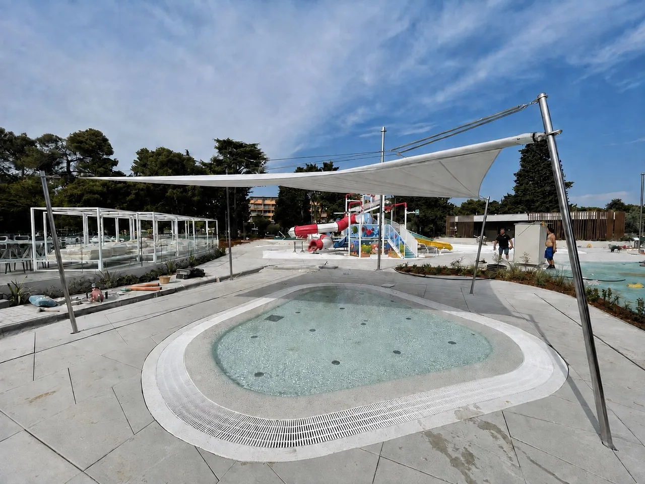 HTS-AL retractable sail — Pool Hotel Umag