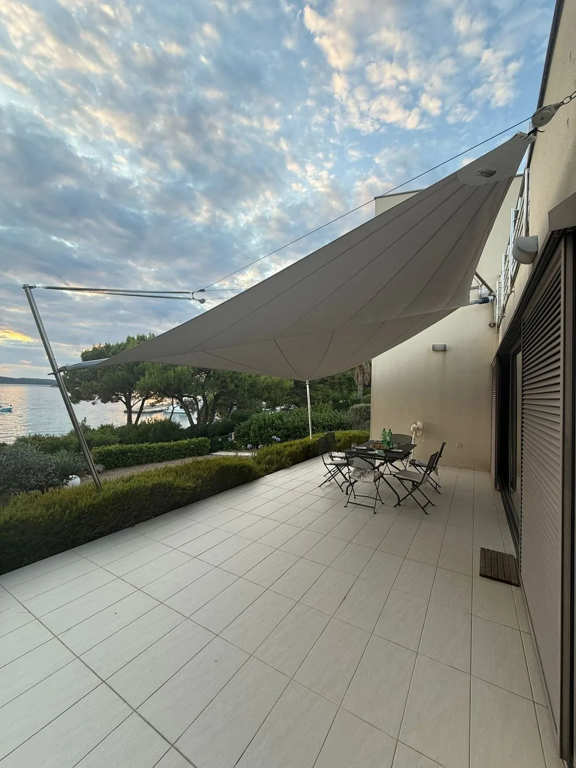 HTS-FE retractable sail — Private Villa — Ugljan
